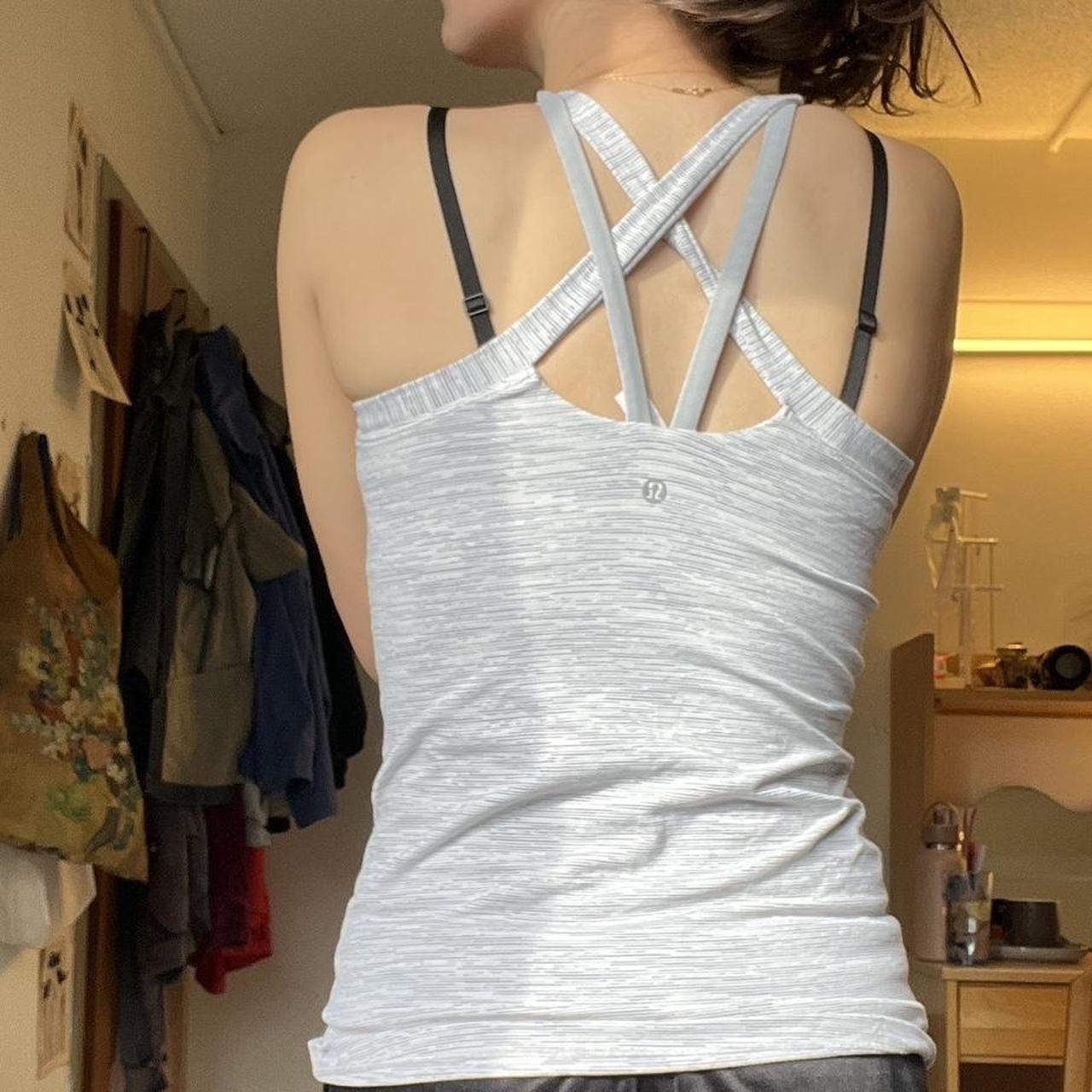 Classic Lululemon tank + sports bra (6) ✰ free - Depop