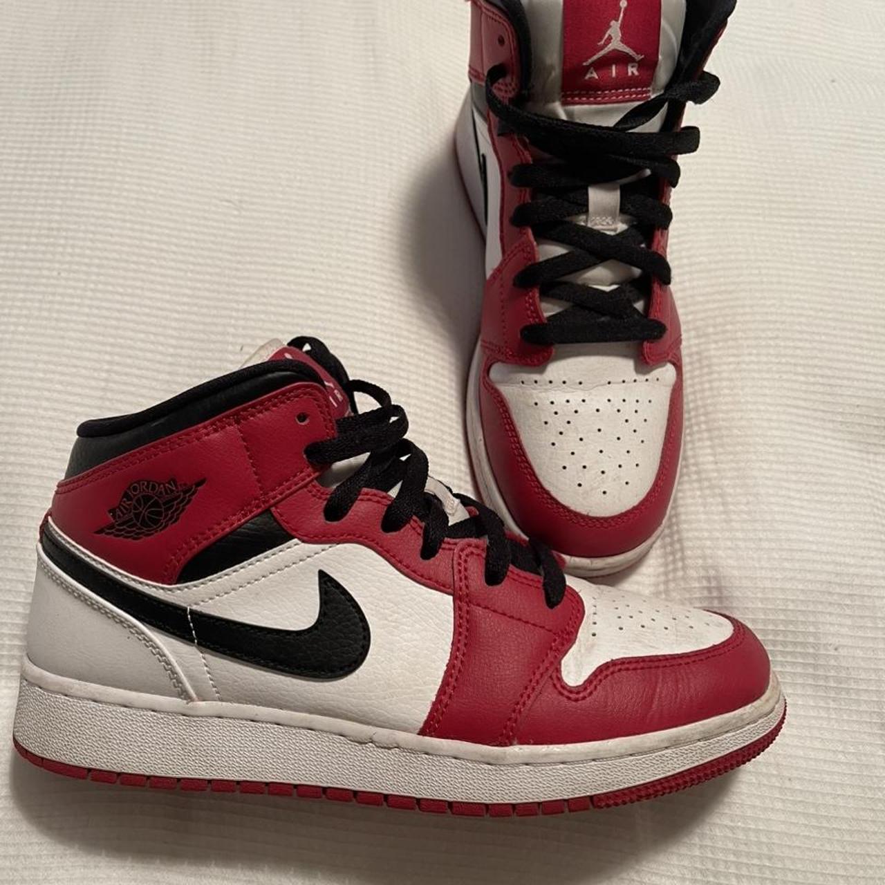 aj1 chicago white toe