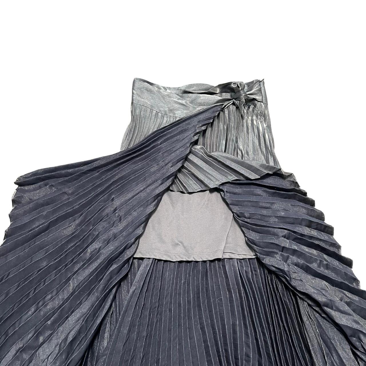 Source Unknown Women's Skirt - Silver - L – DO + … - image 4