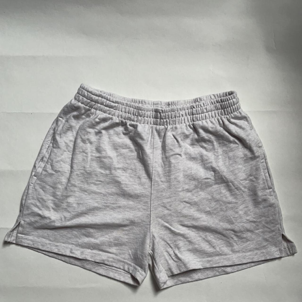 Brandy Melville Women's White and Grey Shorts | Depop