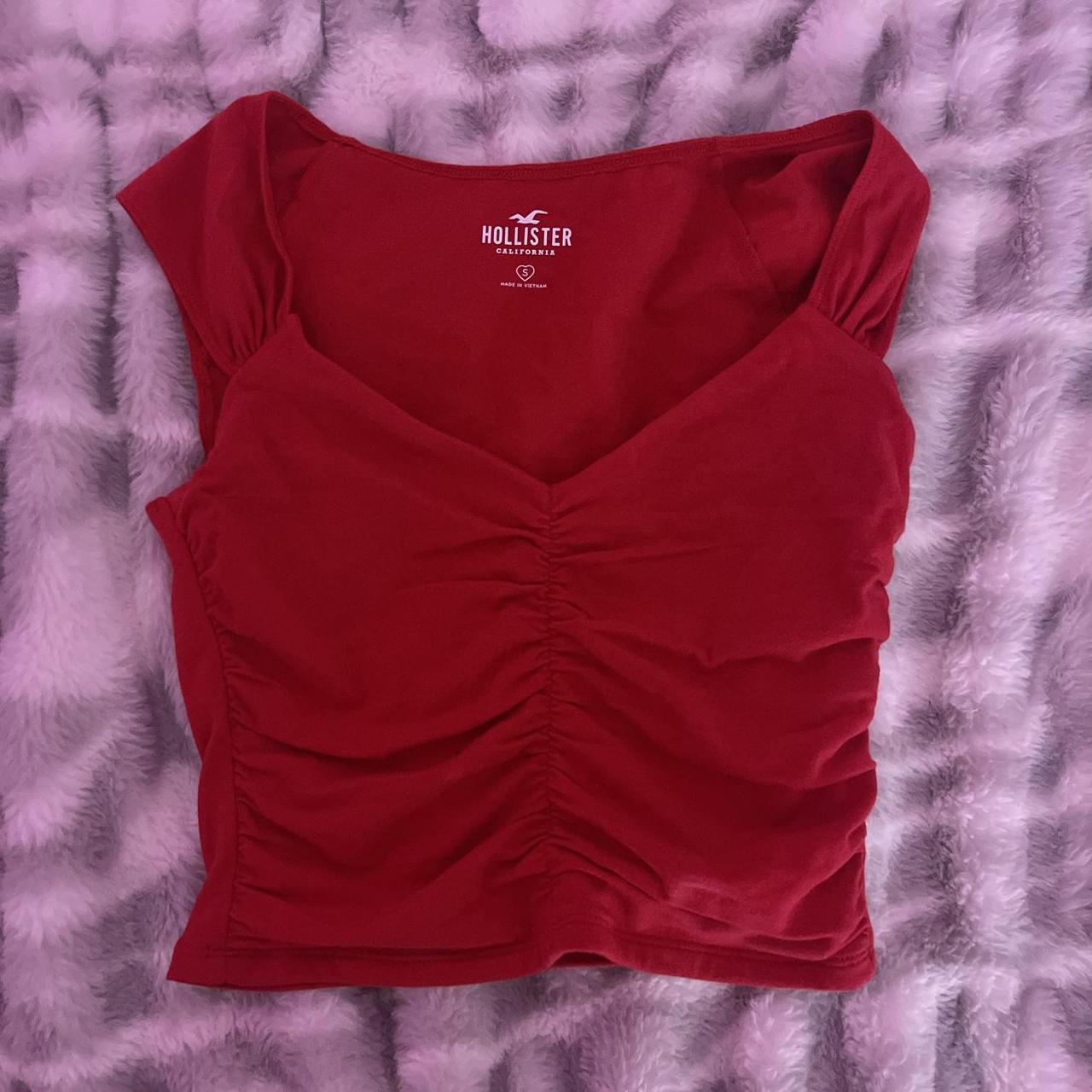 red hollister top! ️ never worn size small Depop