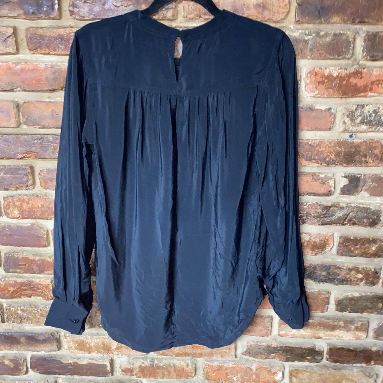 Country Road Women's Black Blouse | Depop