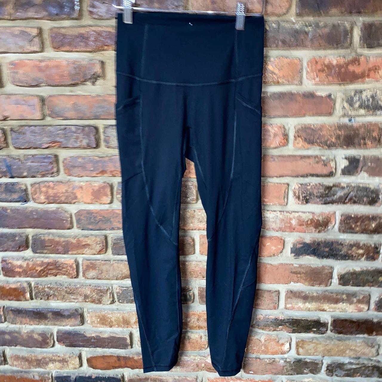 AE The Everything Pocket Leggings • Size: Small • - Depop