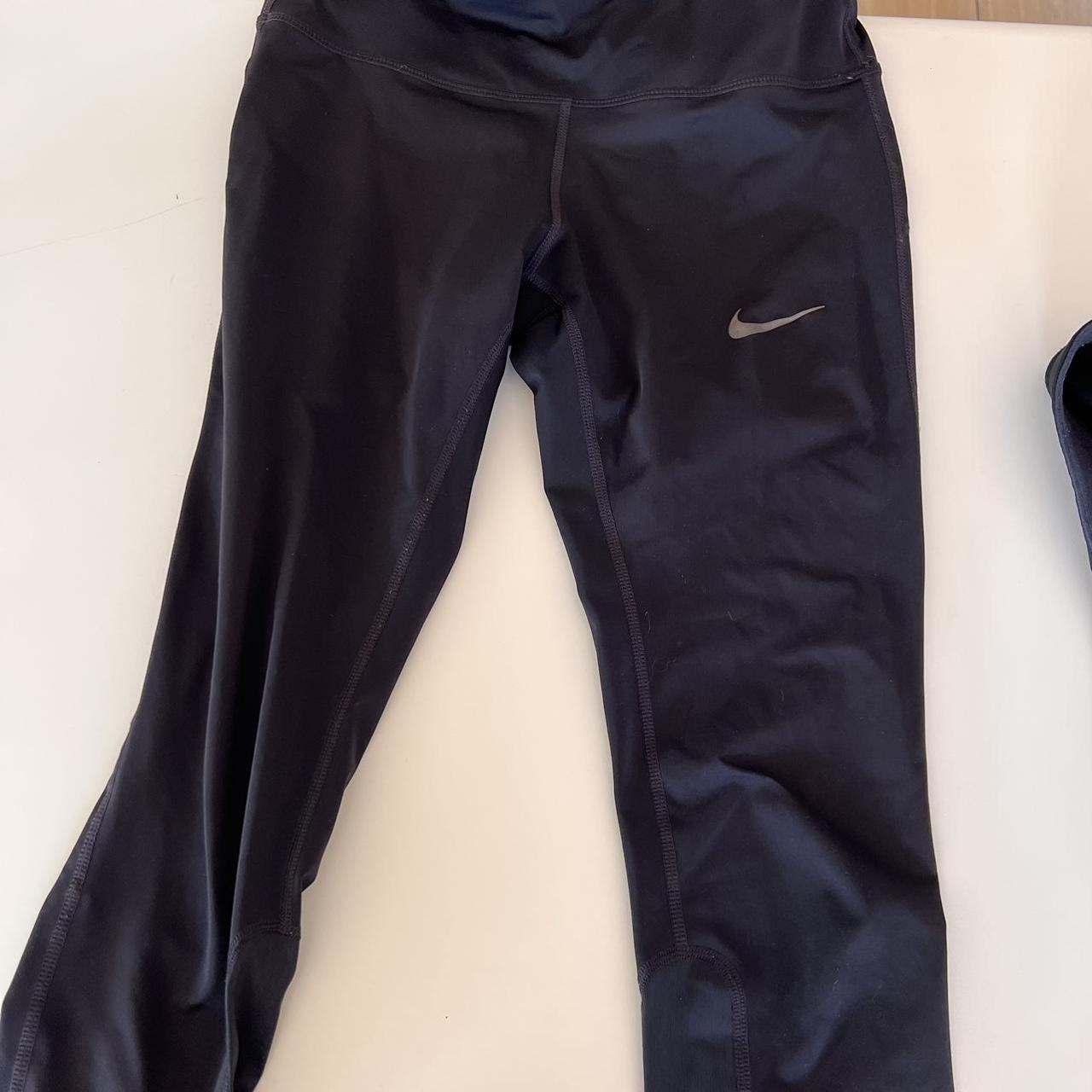 Nike dry fit three quarter leggings size small - Depop