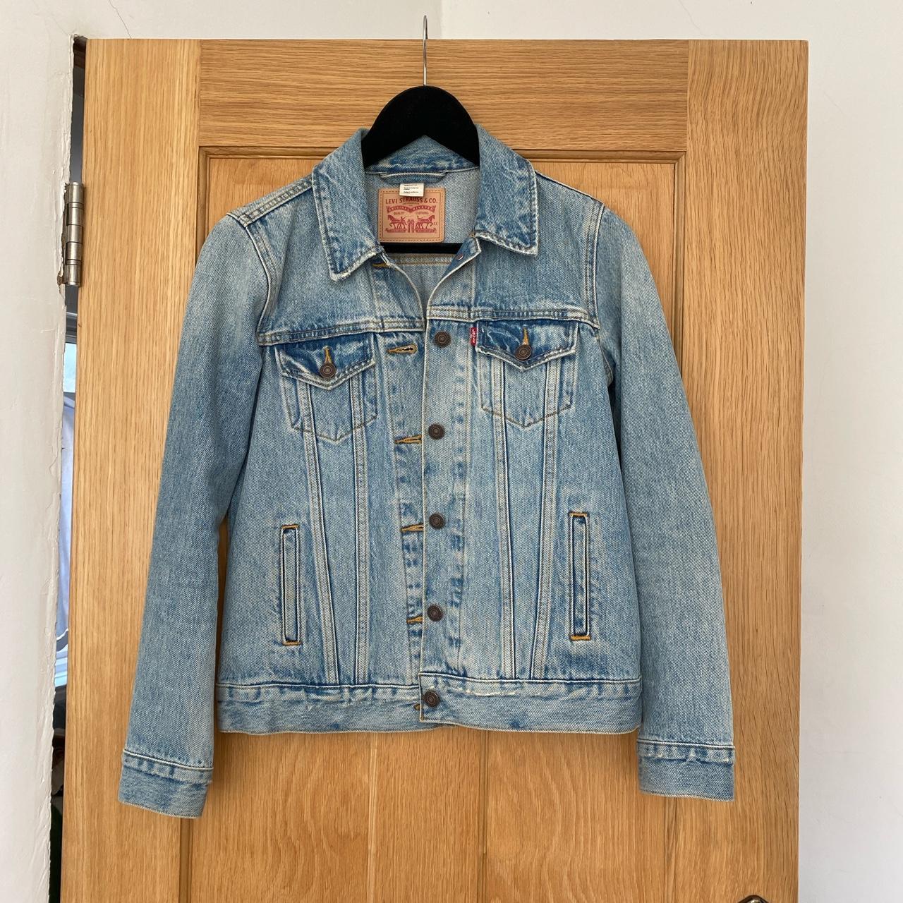 Levi’s denim jacket. Labelled size XS - Depop