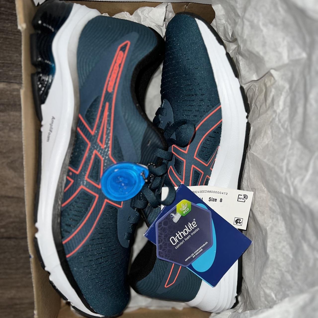 asics orange trainers