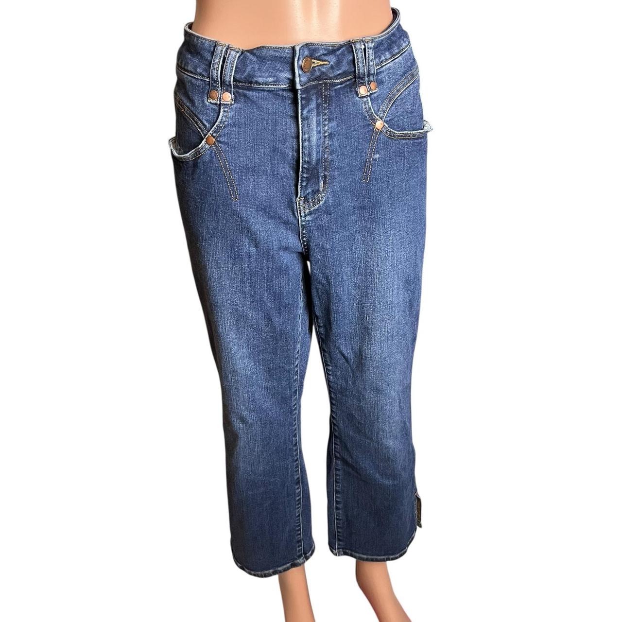 Source Unknown Women's High waisted Capri Jeans -… - image 1