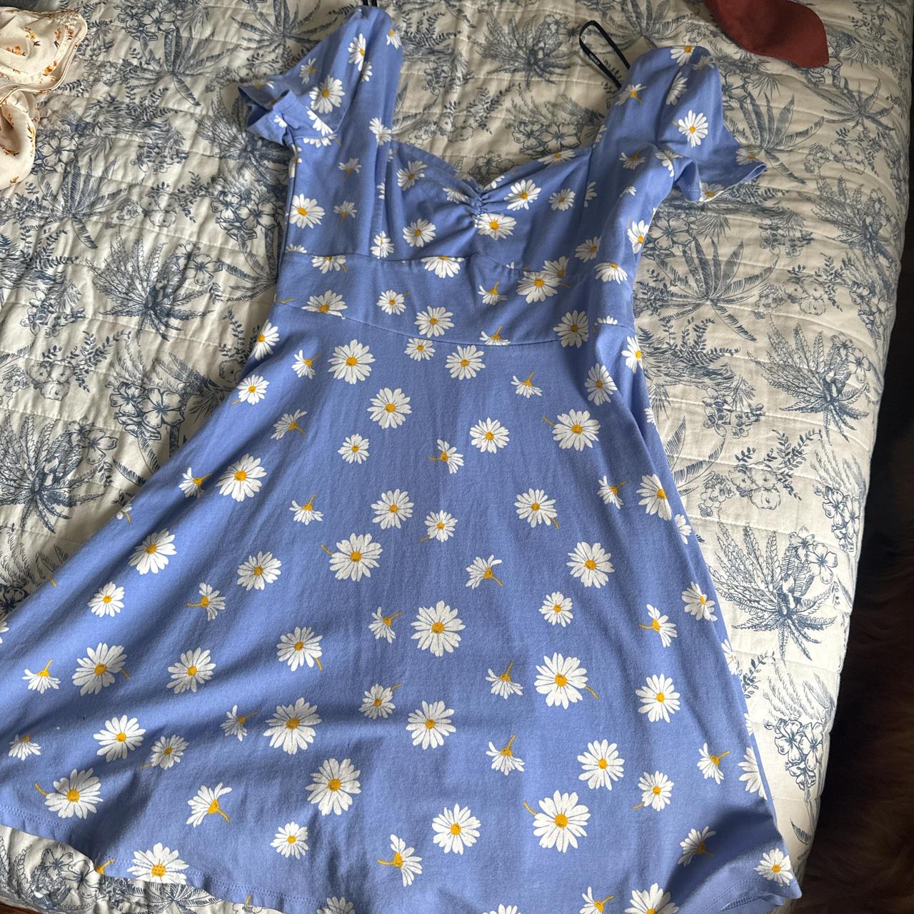 Forever 21 sunflower dress Depop