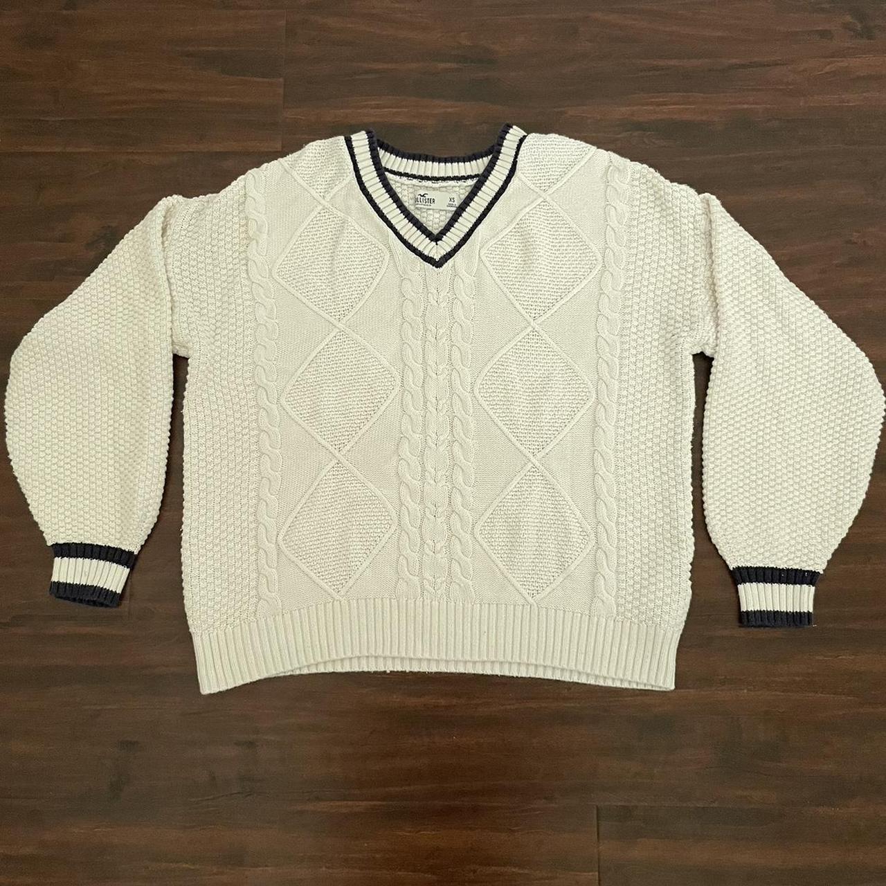 Hollister Oversized Cable Knit Sweater - no - Depop