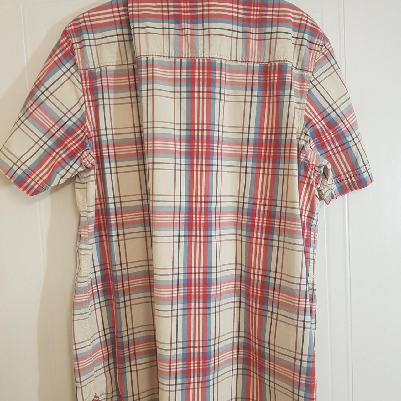 Weird Fish short sleeve men's shirt. 100 cotton.... Depop