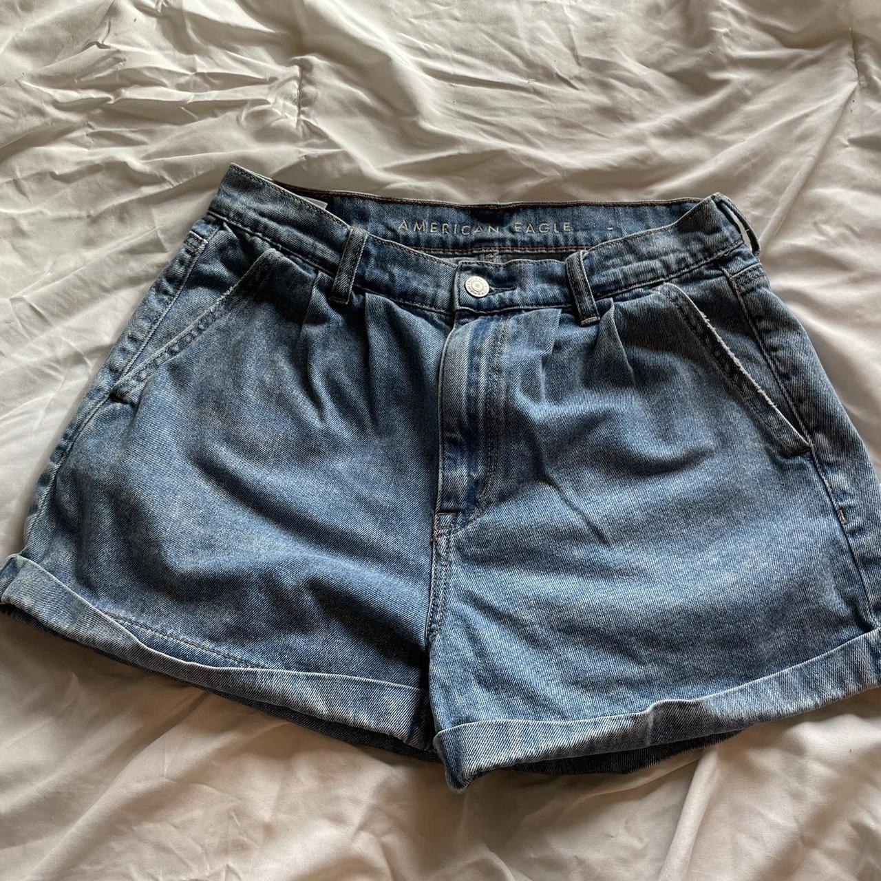 American Eagle Women's Shorts Depop