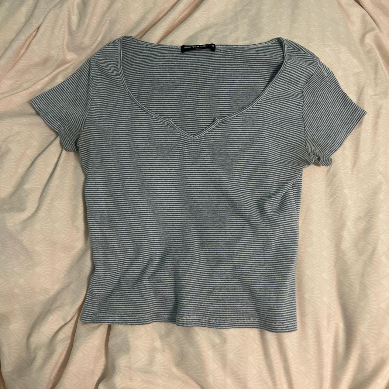 item listed by hotgirlsbuymyclothes