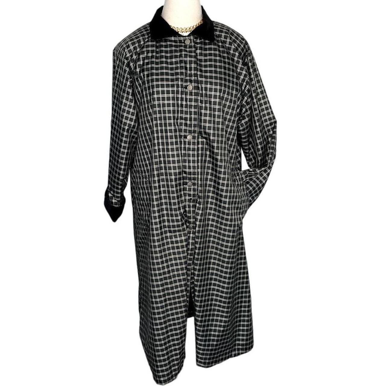 Adorable vintage JG Hook windowpane plaid raincoat