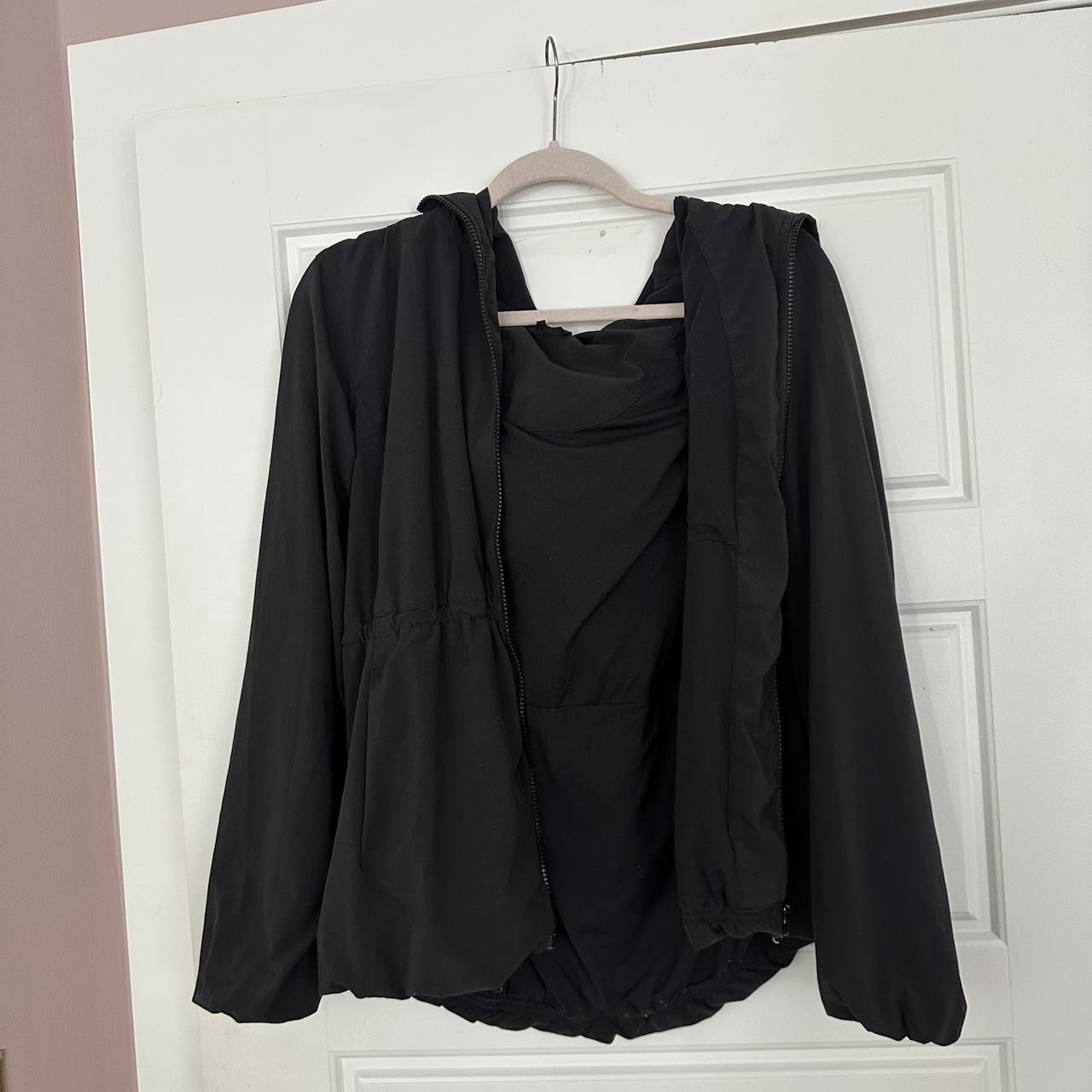 item listed by leonegiat