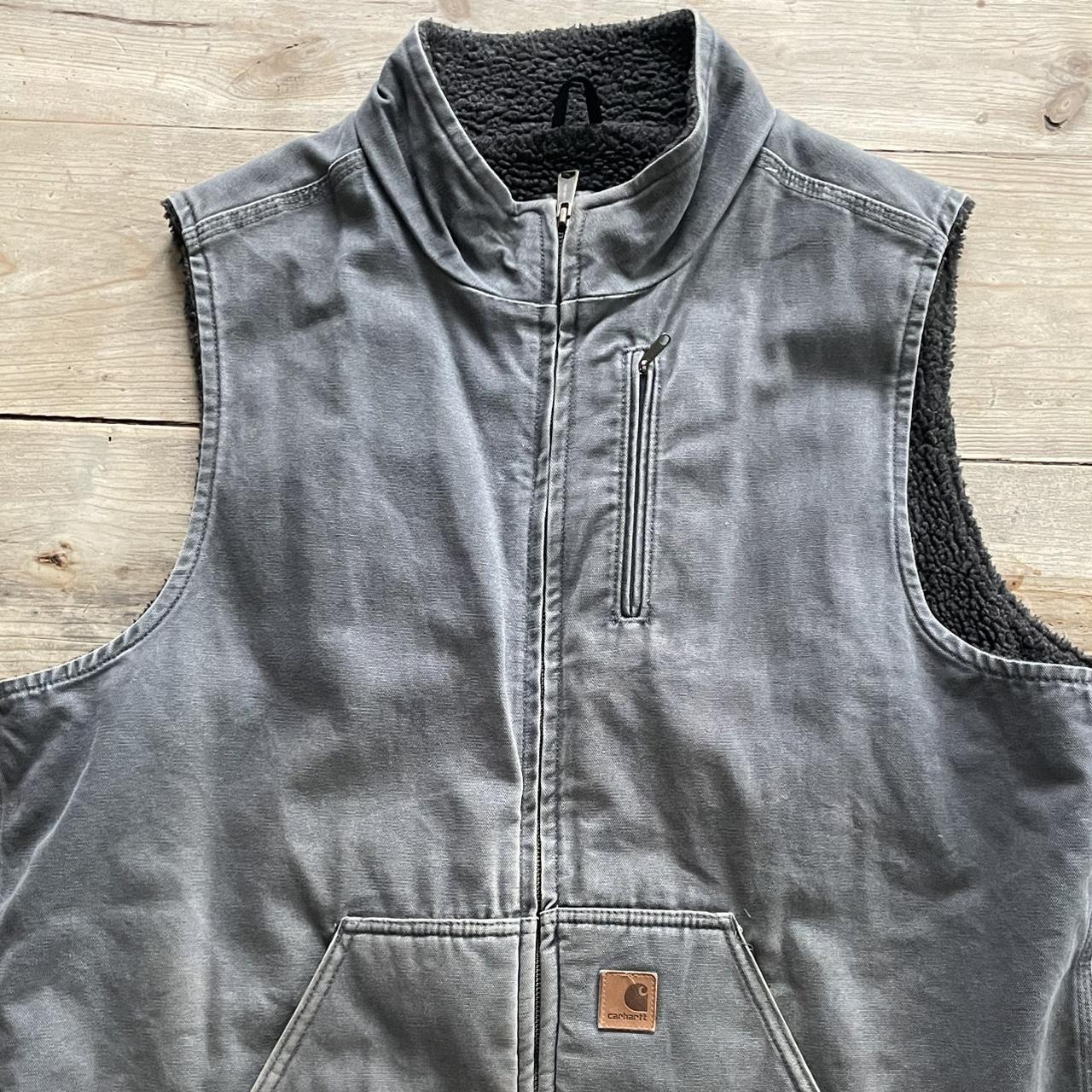 Carhartt Men's Grey Gilet | Depop