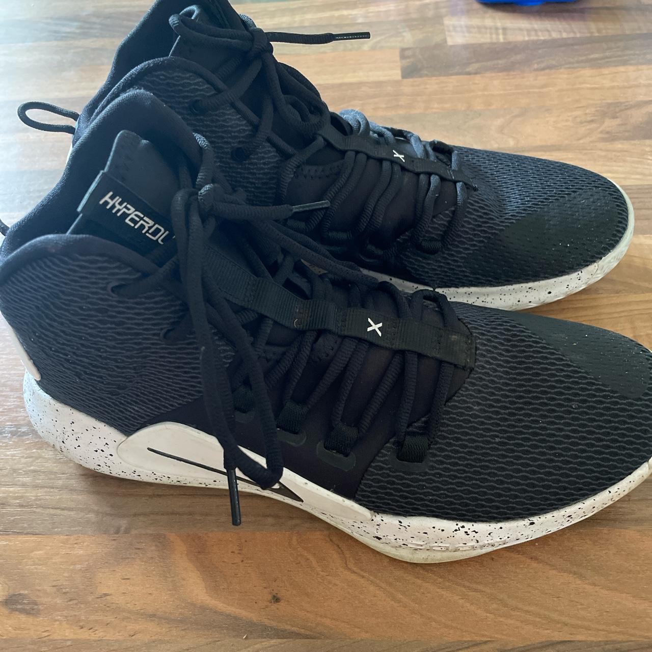 hyperdunks size 10.5