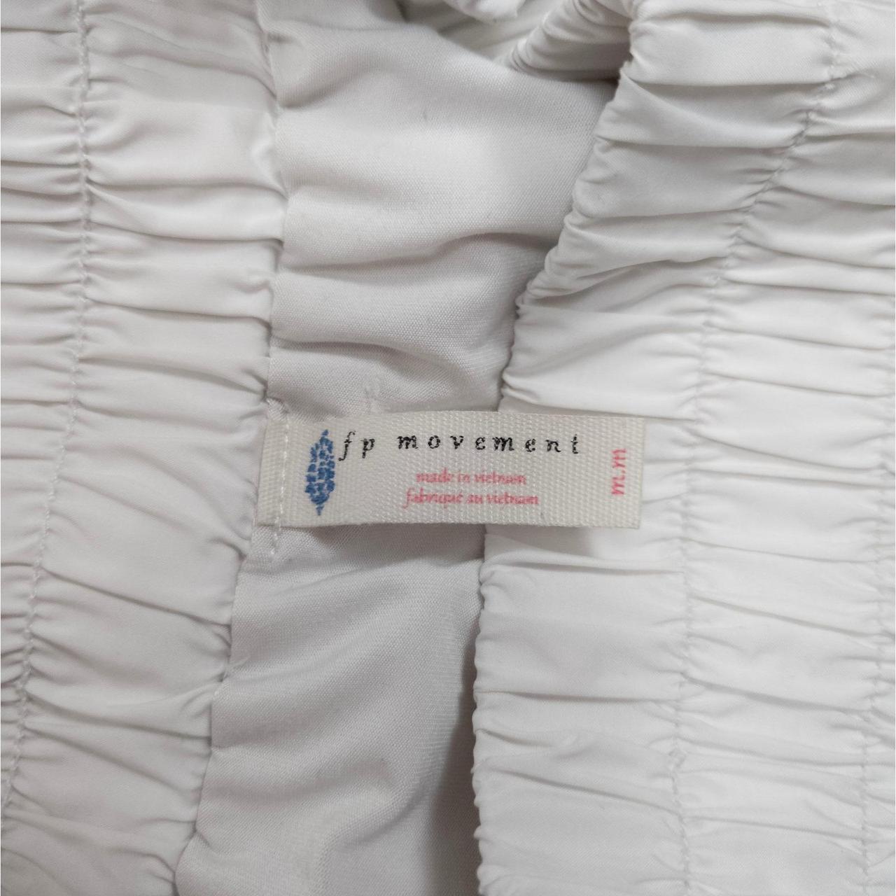 FP Movement Women's Shorts - White - M – Free Peo… - image 5