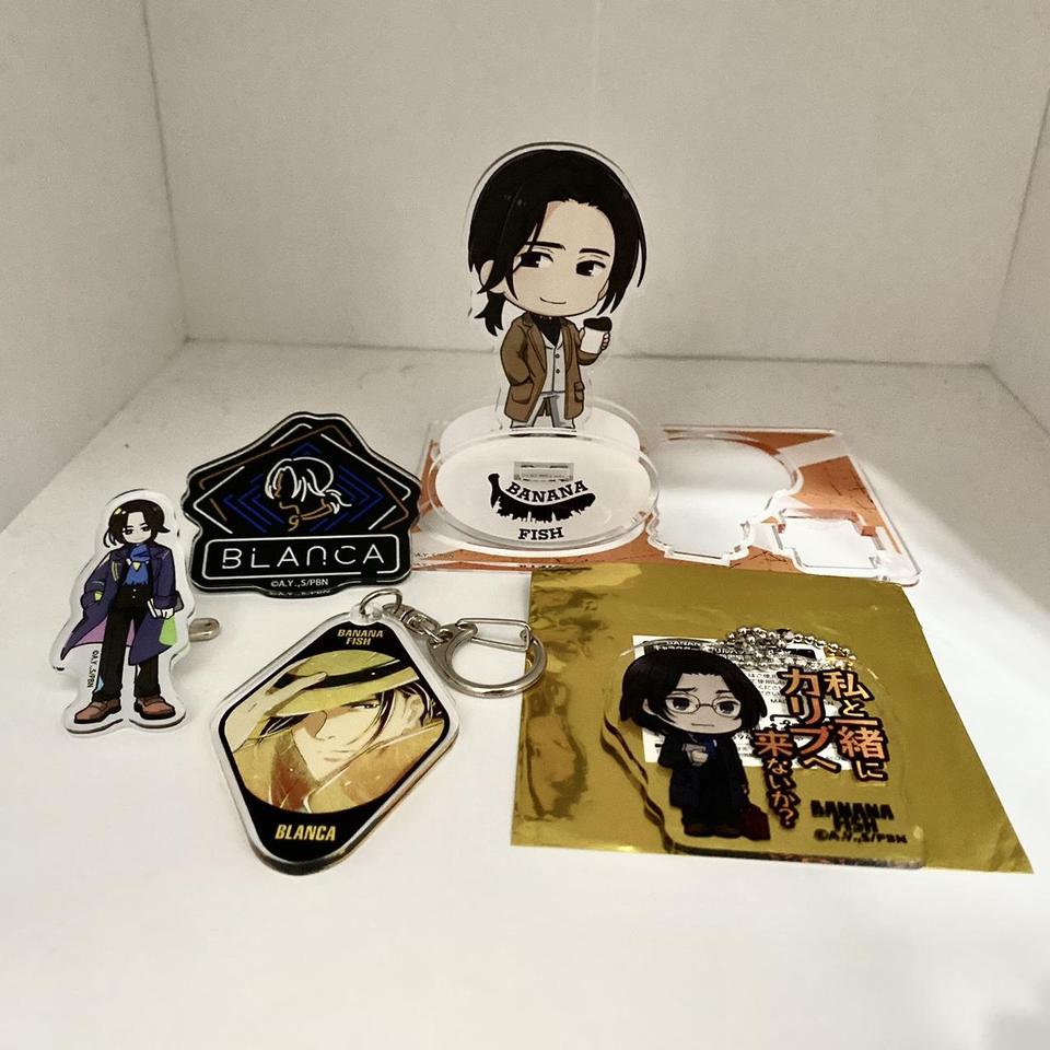 BANANA FISH アクキー part time job ver. banana fish shorter wong part time job acrylic | Depop