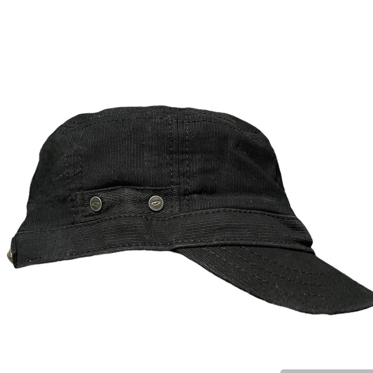 oakley-cap-there-is-no-size-tag-but-its-prob-a-small-depop