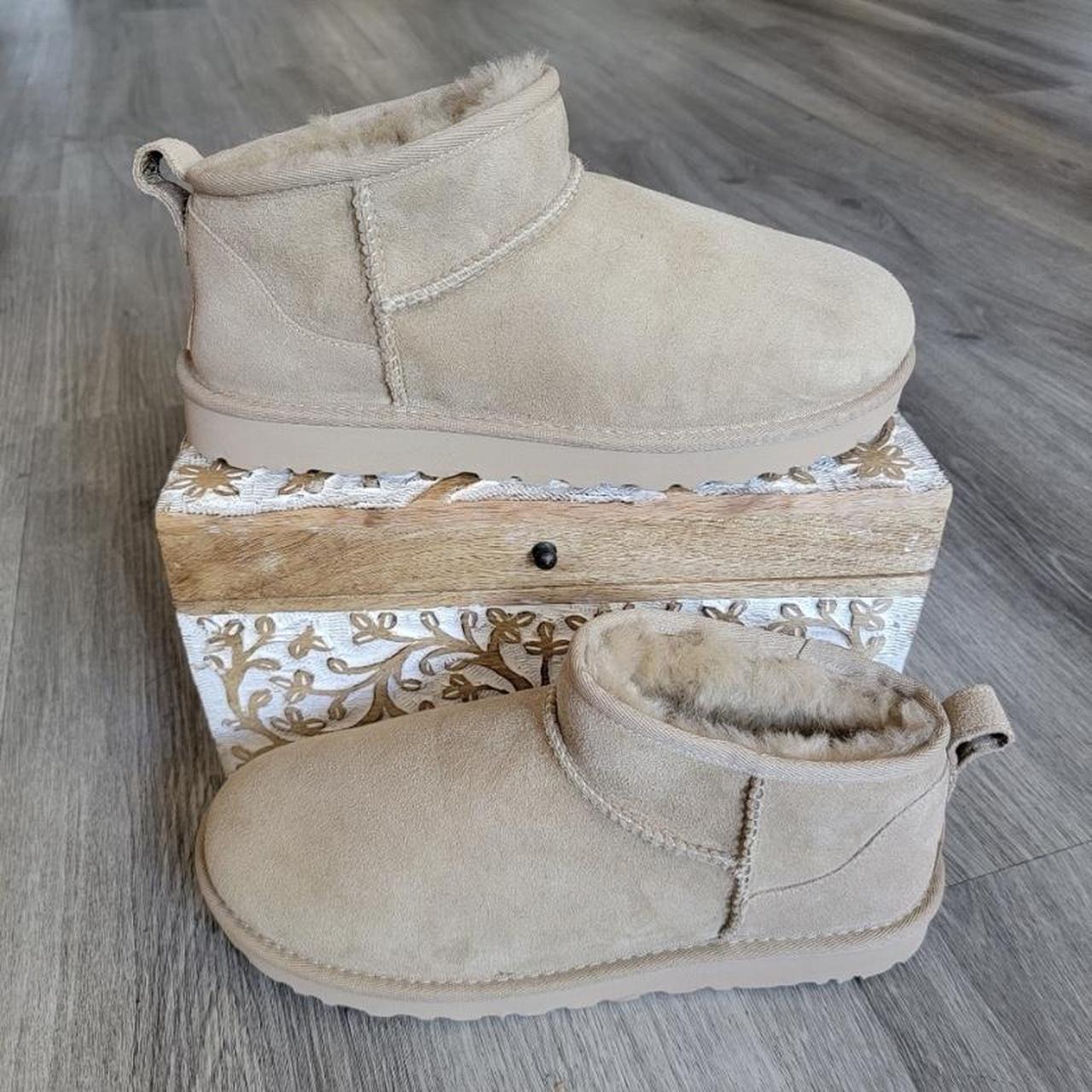 Womens SOLID COLOR uggs 65$ Variety of sizes Womens - Depop