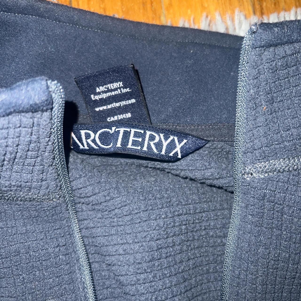 【税込?送料無料】 Arc'teryx zip neck 1/4 Zip Waffle Knit Mid | Depop トップス