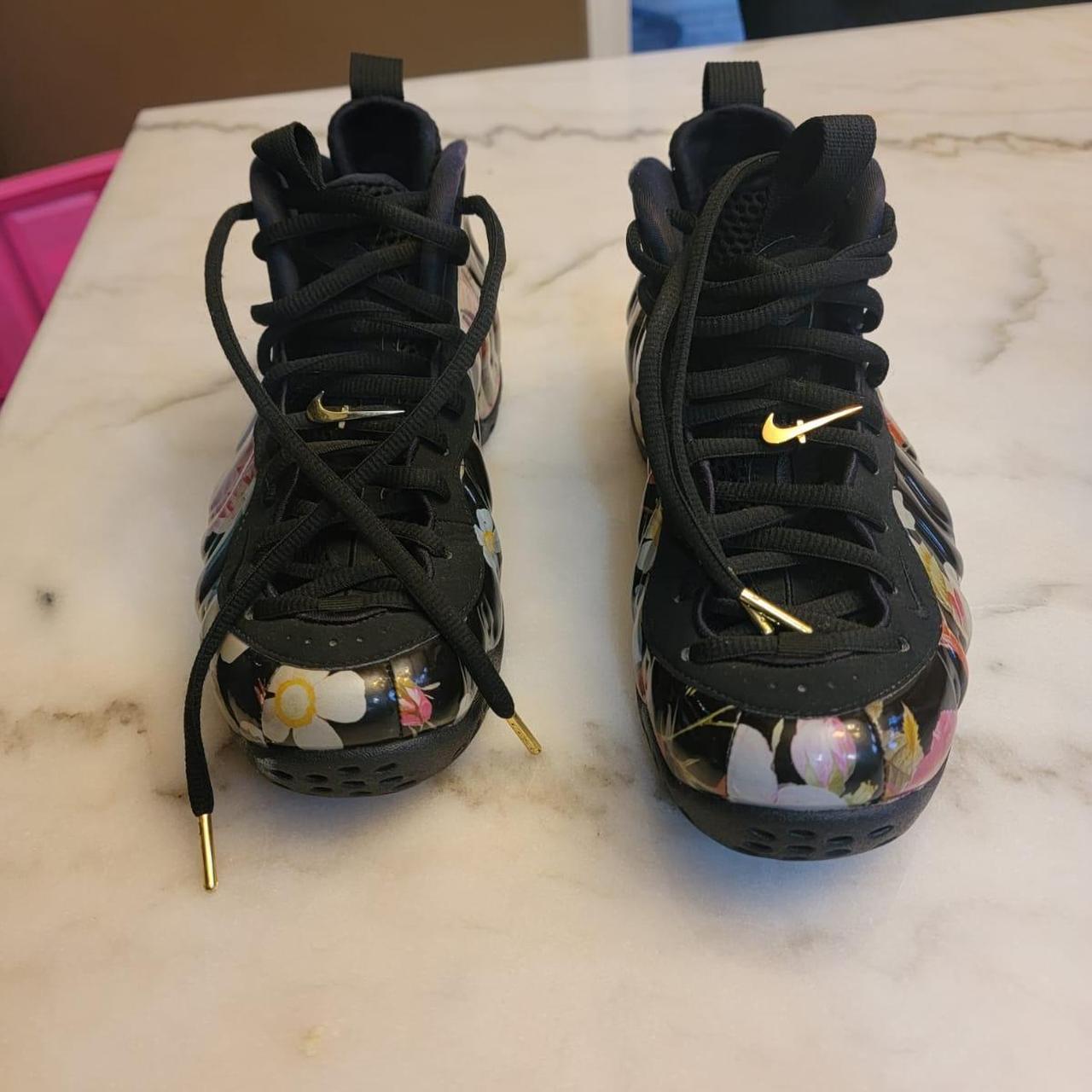 women s nike floral foamposites shoes size 7.5 Depop