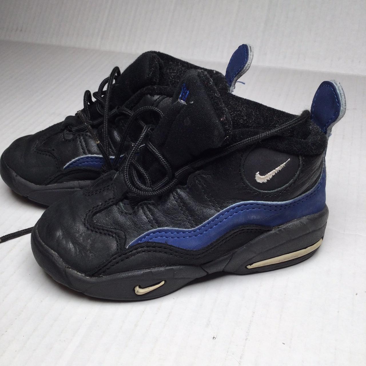Vintage 1990s Chris Webber Nike Air Max basketball - Depop