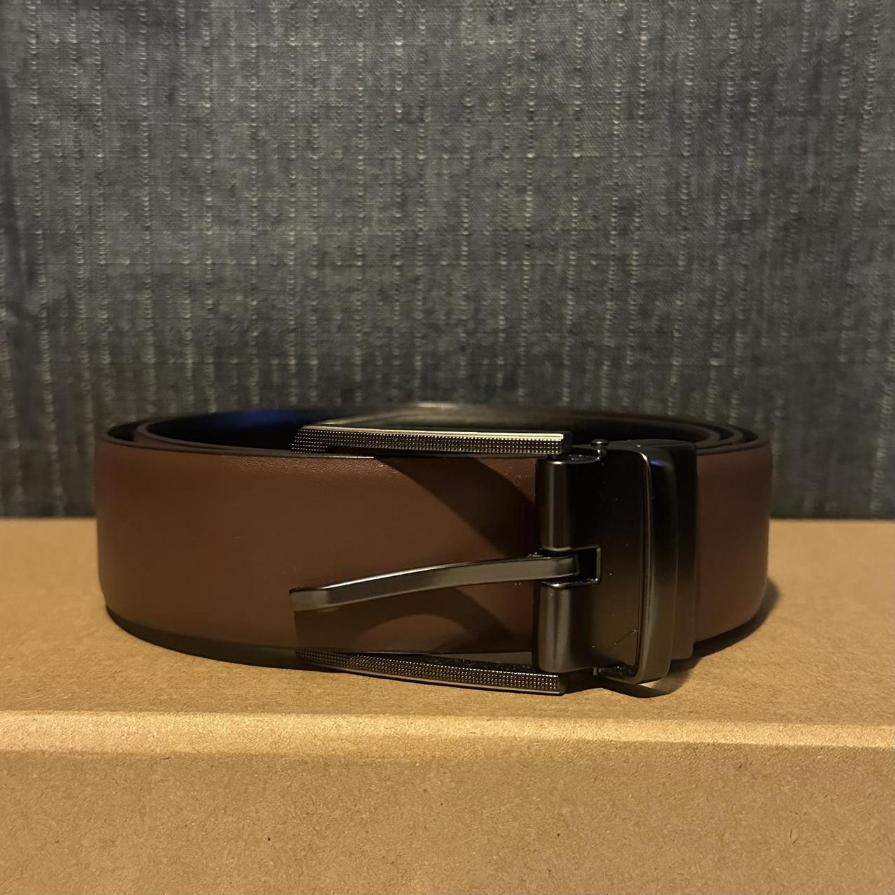 Perry Ellis - Brown leather belt with metal buckle - Depop