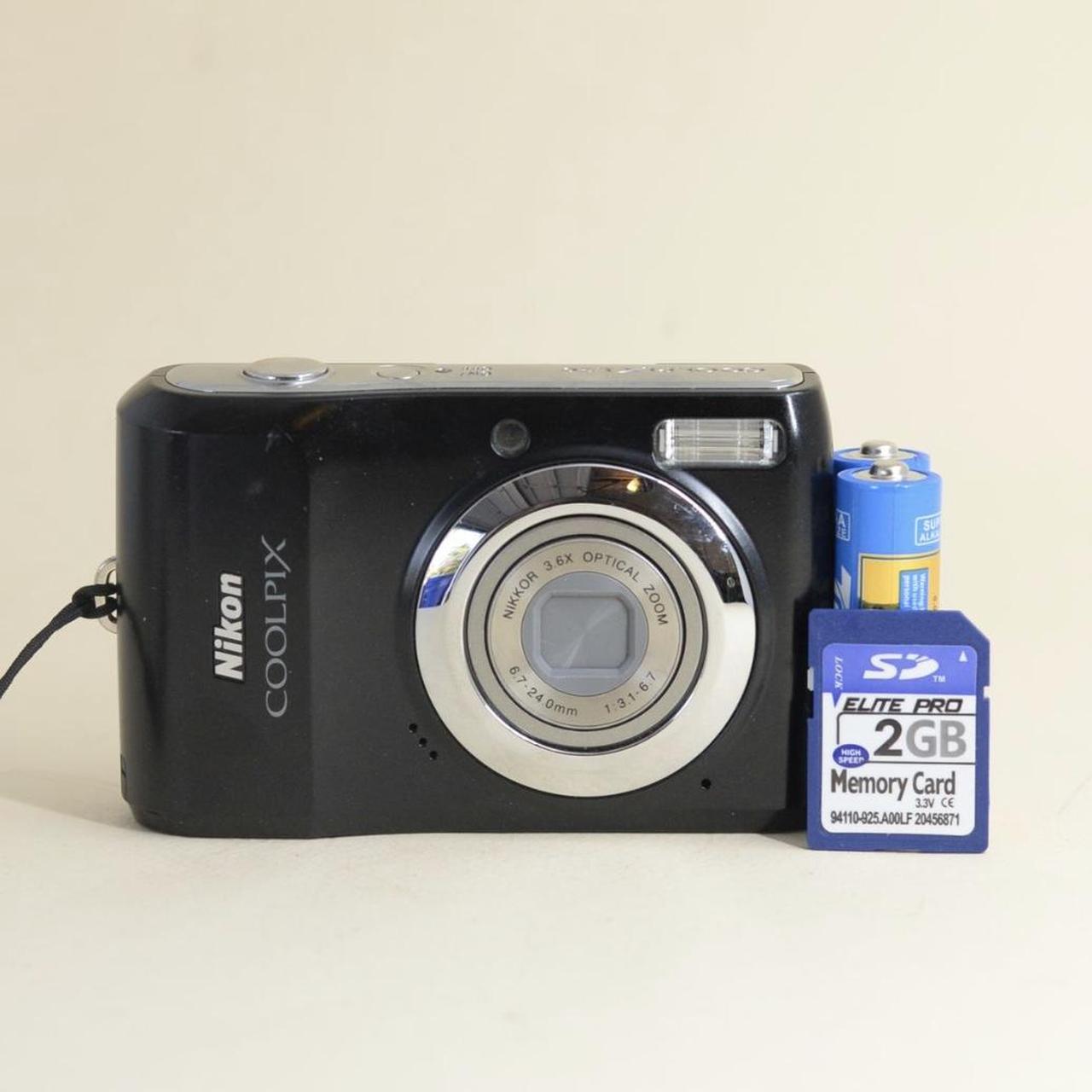 Nikon CoolPix L20 Point & Shoot Digital camera... Depop