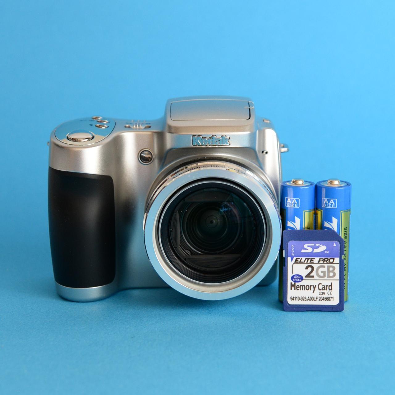 Kodak Easyshare Z710 7.1MP Digital camera with SD... Depop