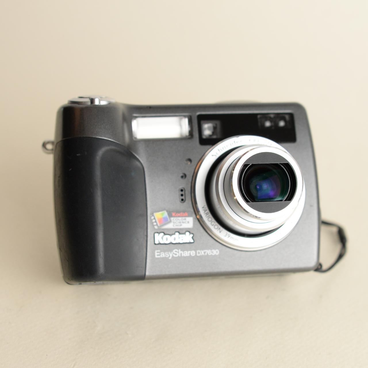 Kodak EasyShare DX7630 6 1MP Digital camera with Depop