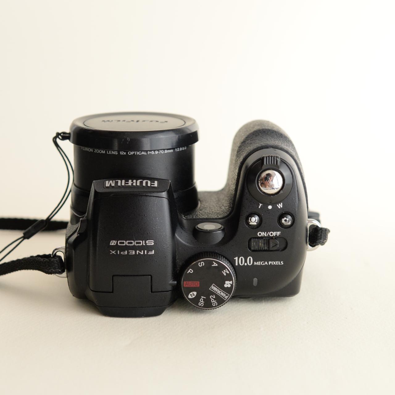 Fujifilm FinePix S1000fd 10.0MP Digital camera w/... Depop