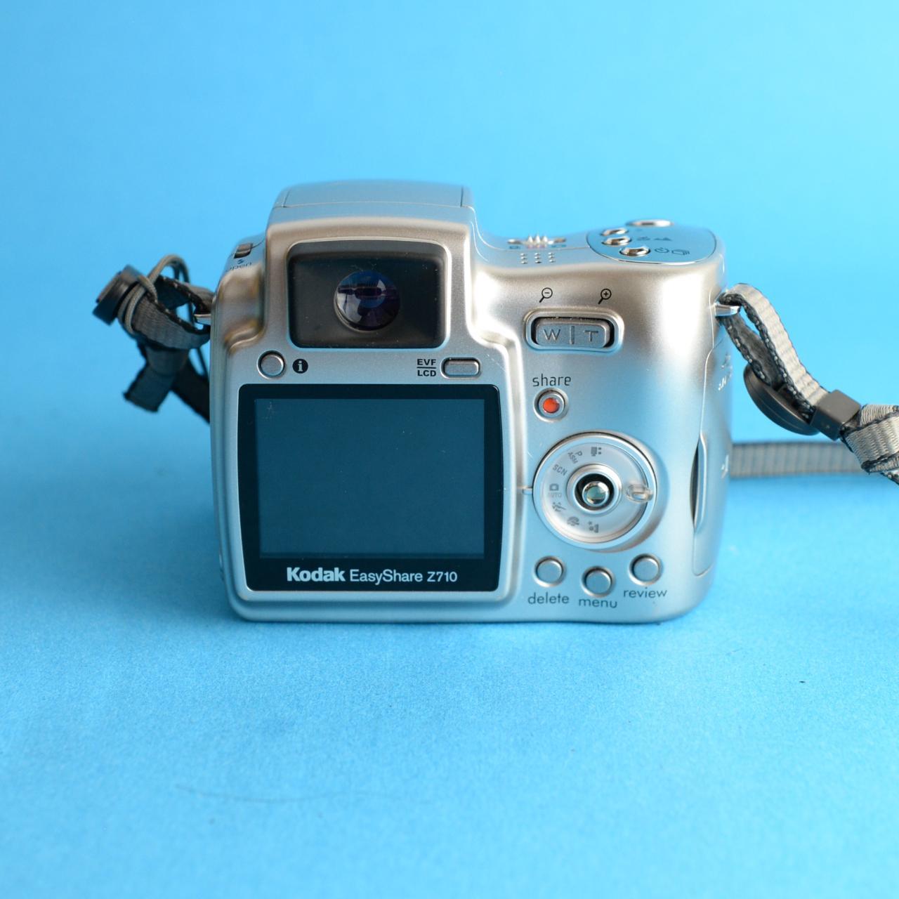 Kodak EasyShare Z710 7MP Digital camera with SD... Depop