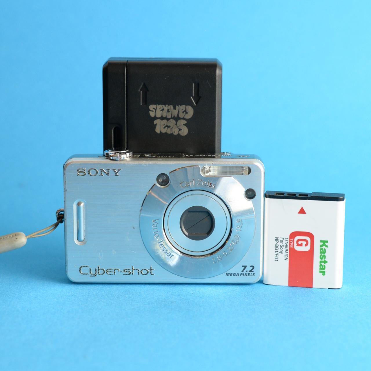 Sony Cyber-Shot DSC-W70 | 7.2MP Digital camera |... - Depop