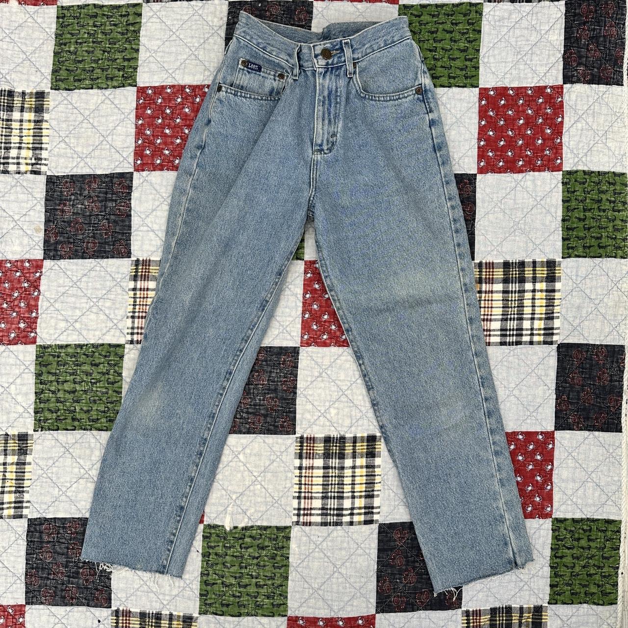 Vintage 90s Lee Denim Jeans. 🩵 High rise. In great... - Depop
