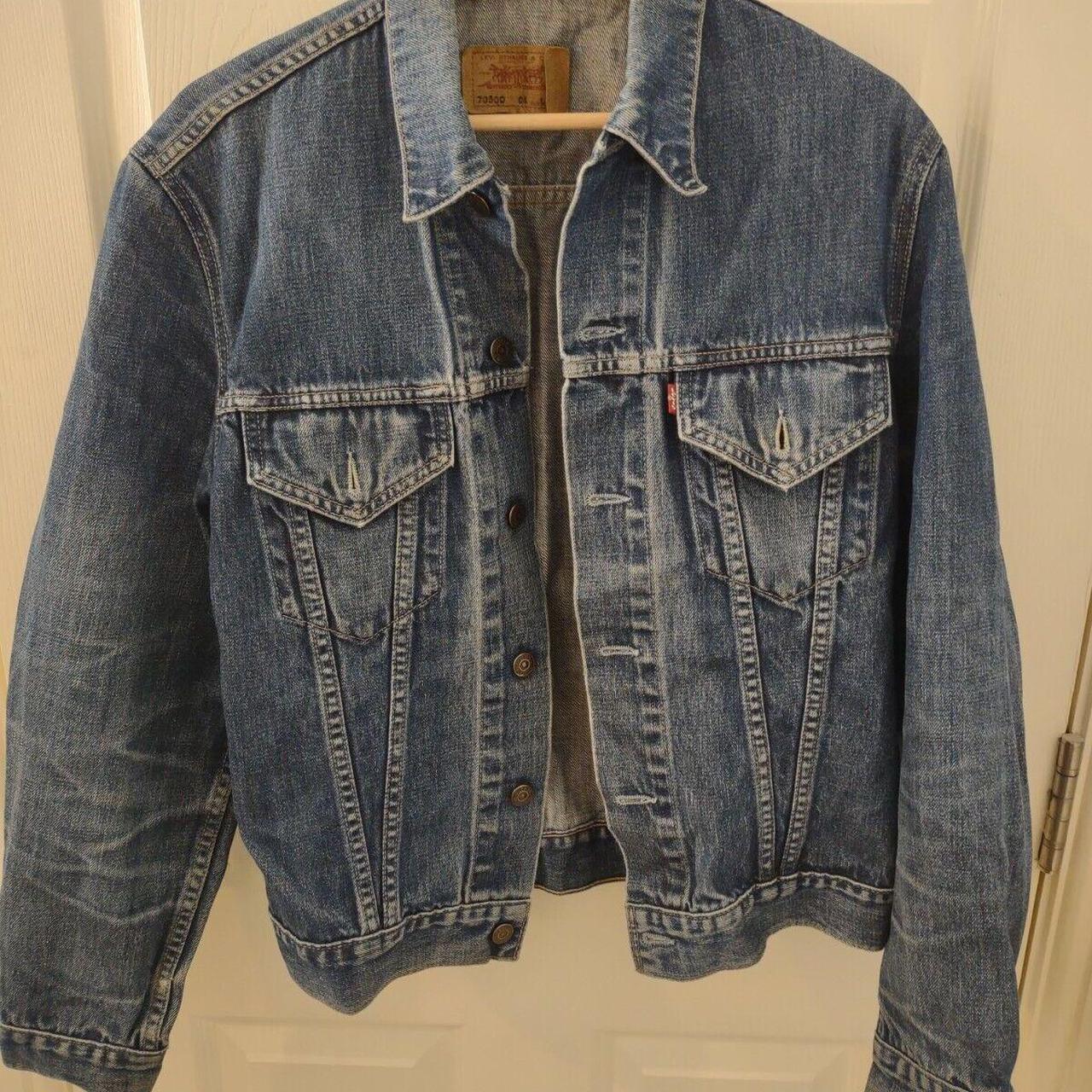 Levis Denim Jacket Womens Medium/Small Blue Trucker... - Depop