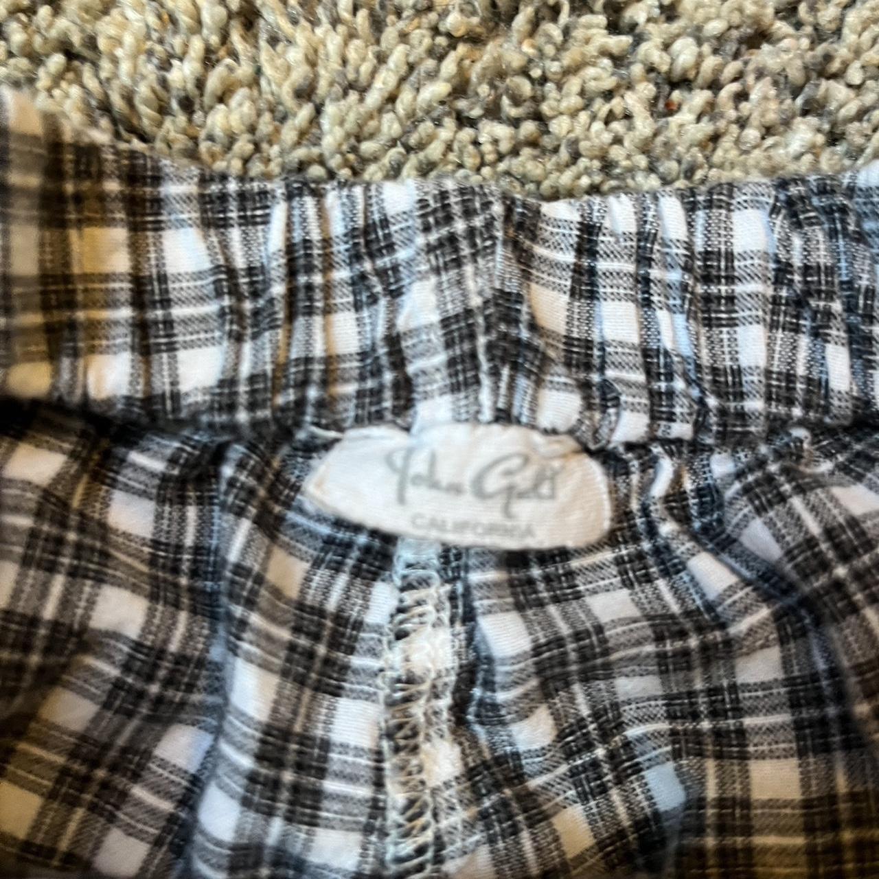 Brandy Melville plaid pj shorts Fits an xss Depop