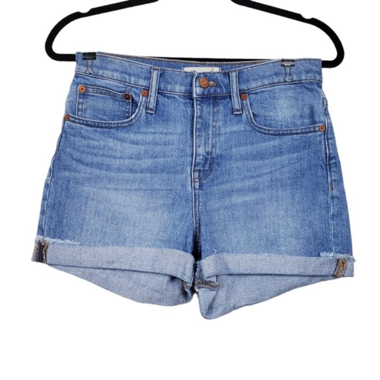 item listed by bluemoldmochi