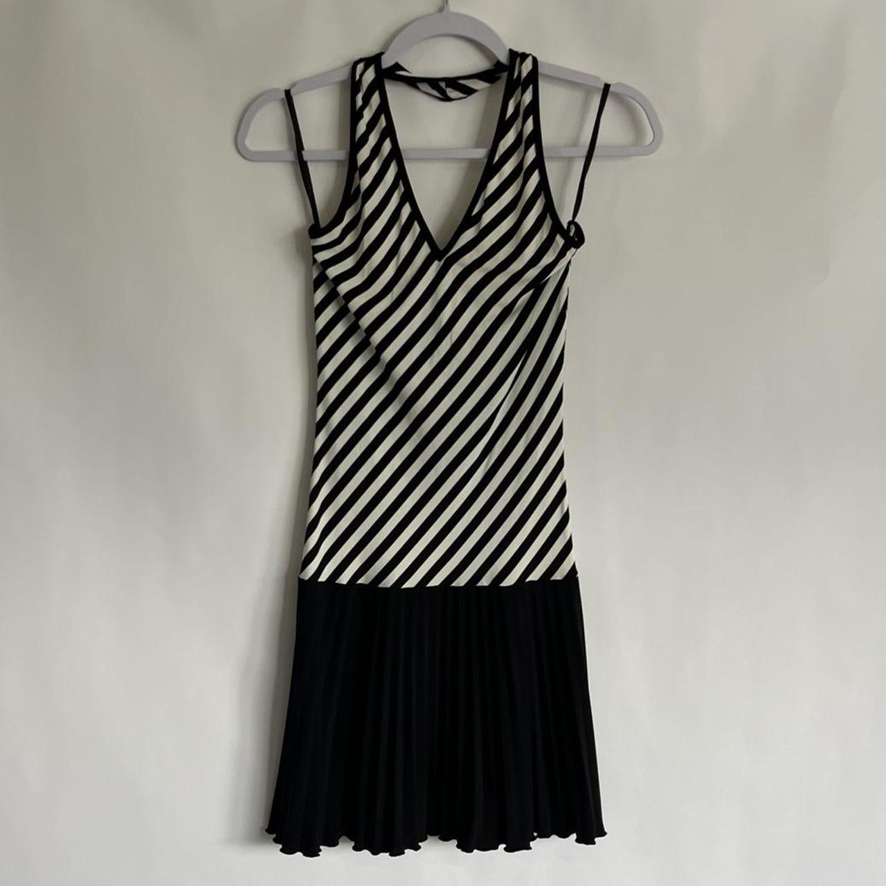 Khaki Krew Women's Black and White Dress