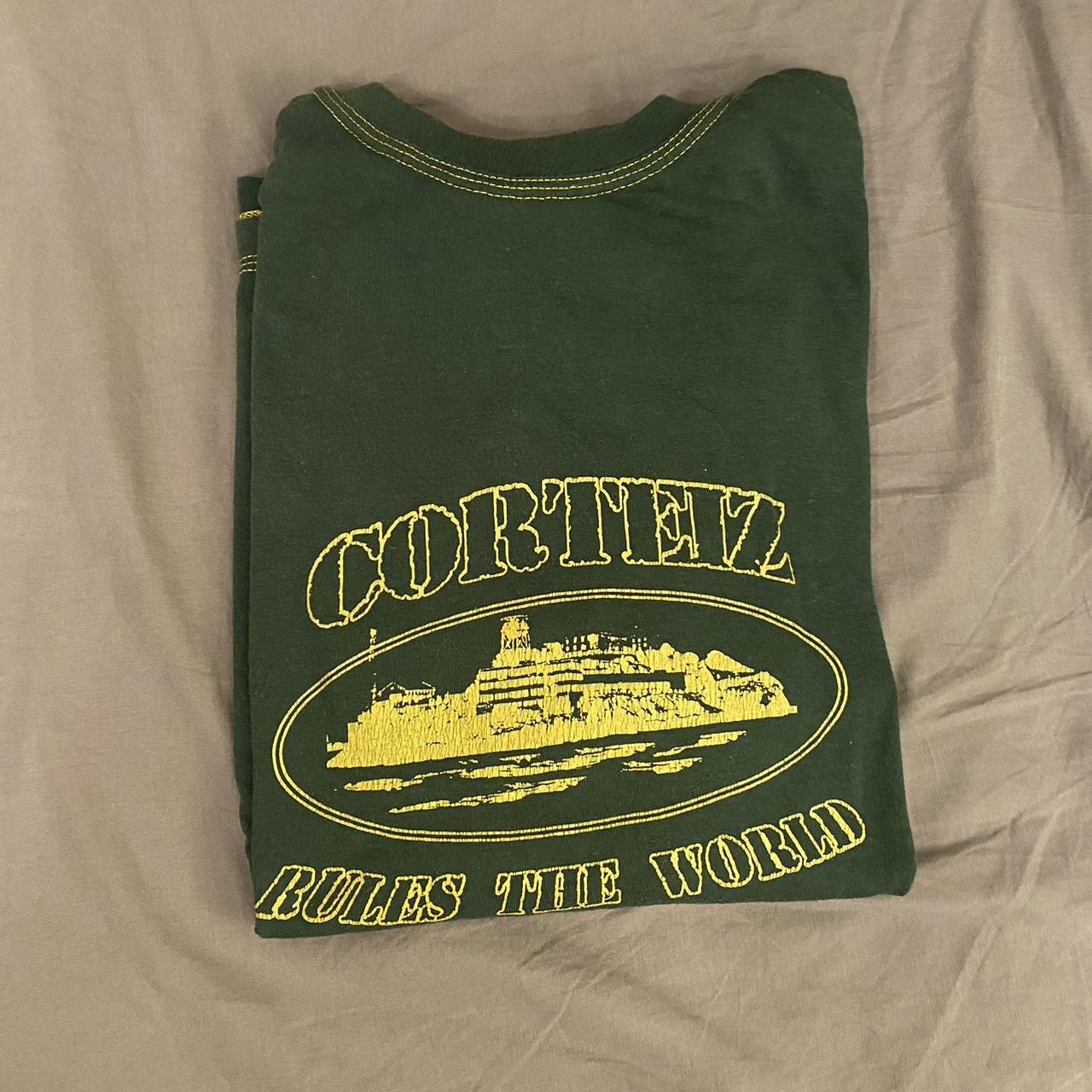 Corteiz Men's Green and Yellow T-shirt | Depop