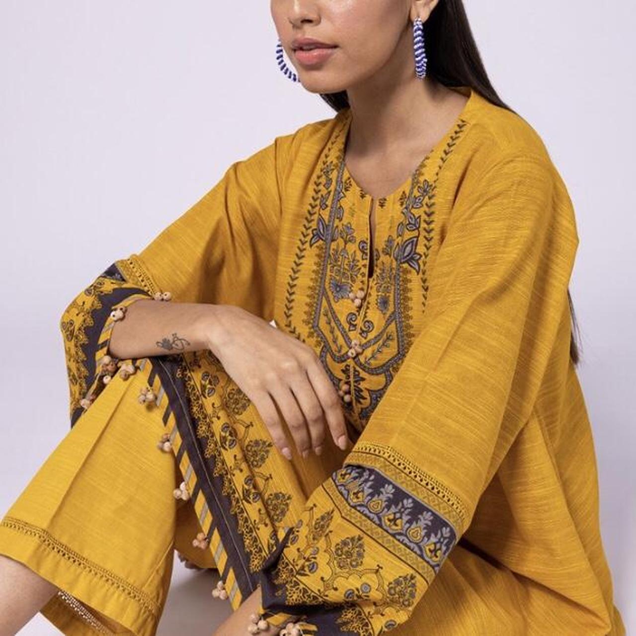 Khaadi on sale yellow dress