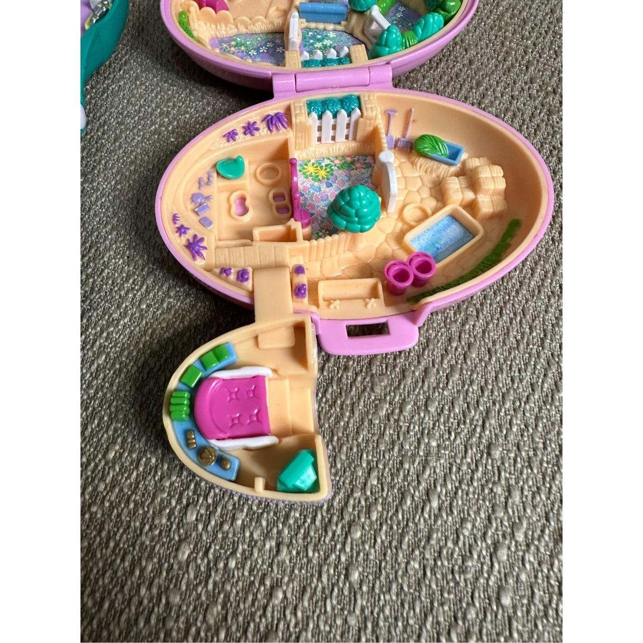 Vtg Polly Pocket 90s Shetland Pony Stable Splash. Depop