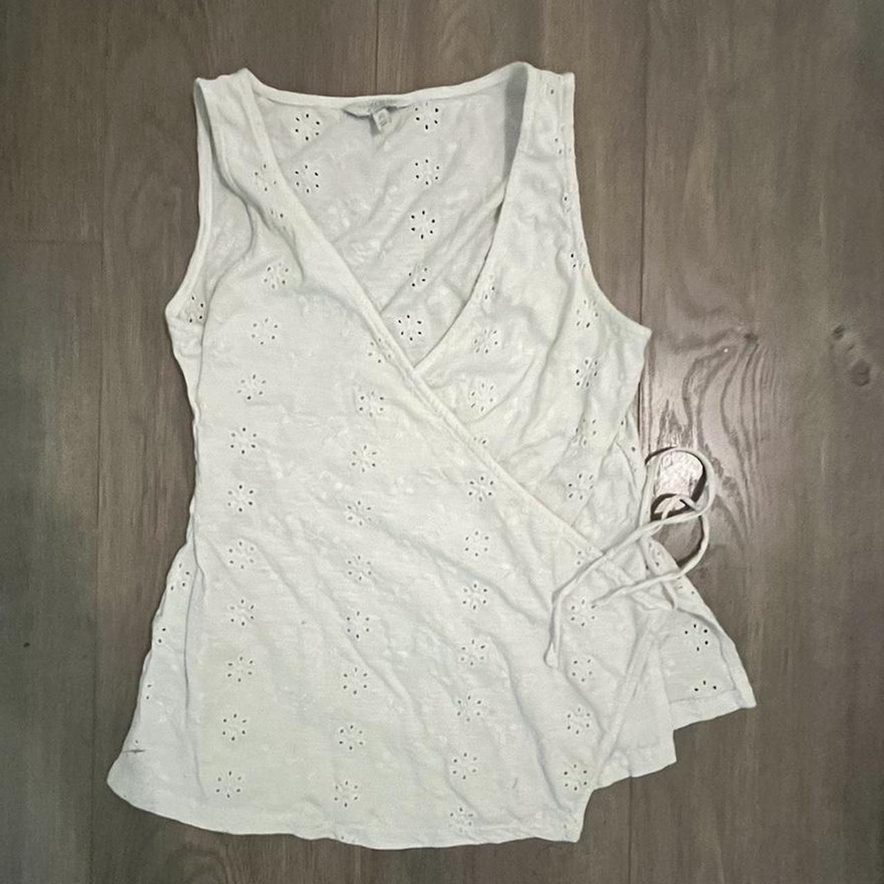 Lucky Brand Women's White Vest | Depop