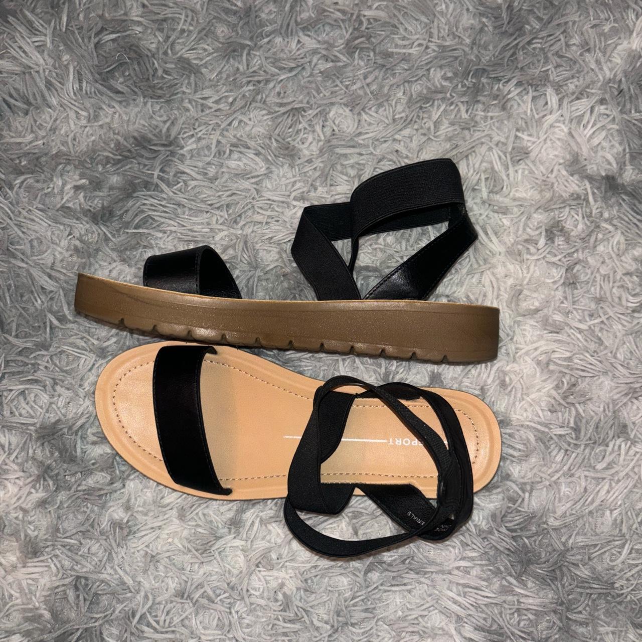 Black Sandas - Depop