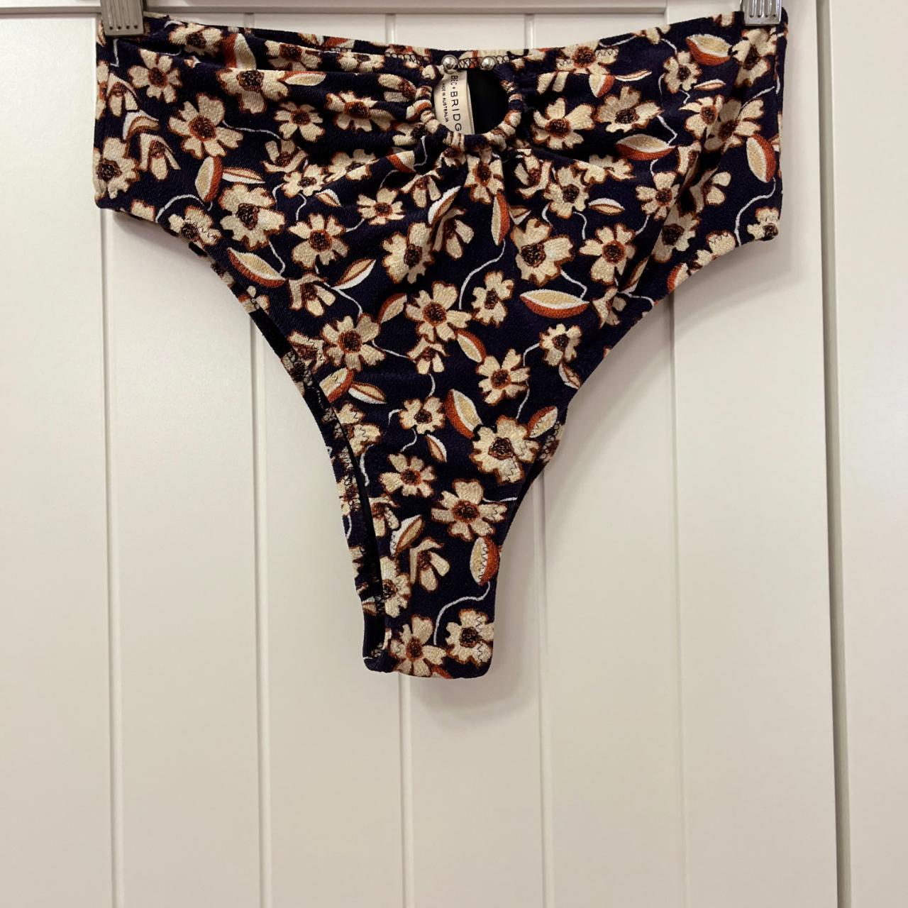 Bec Bridge Bikini Au 6 Selling Together Or Depop