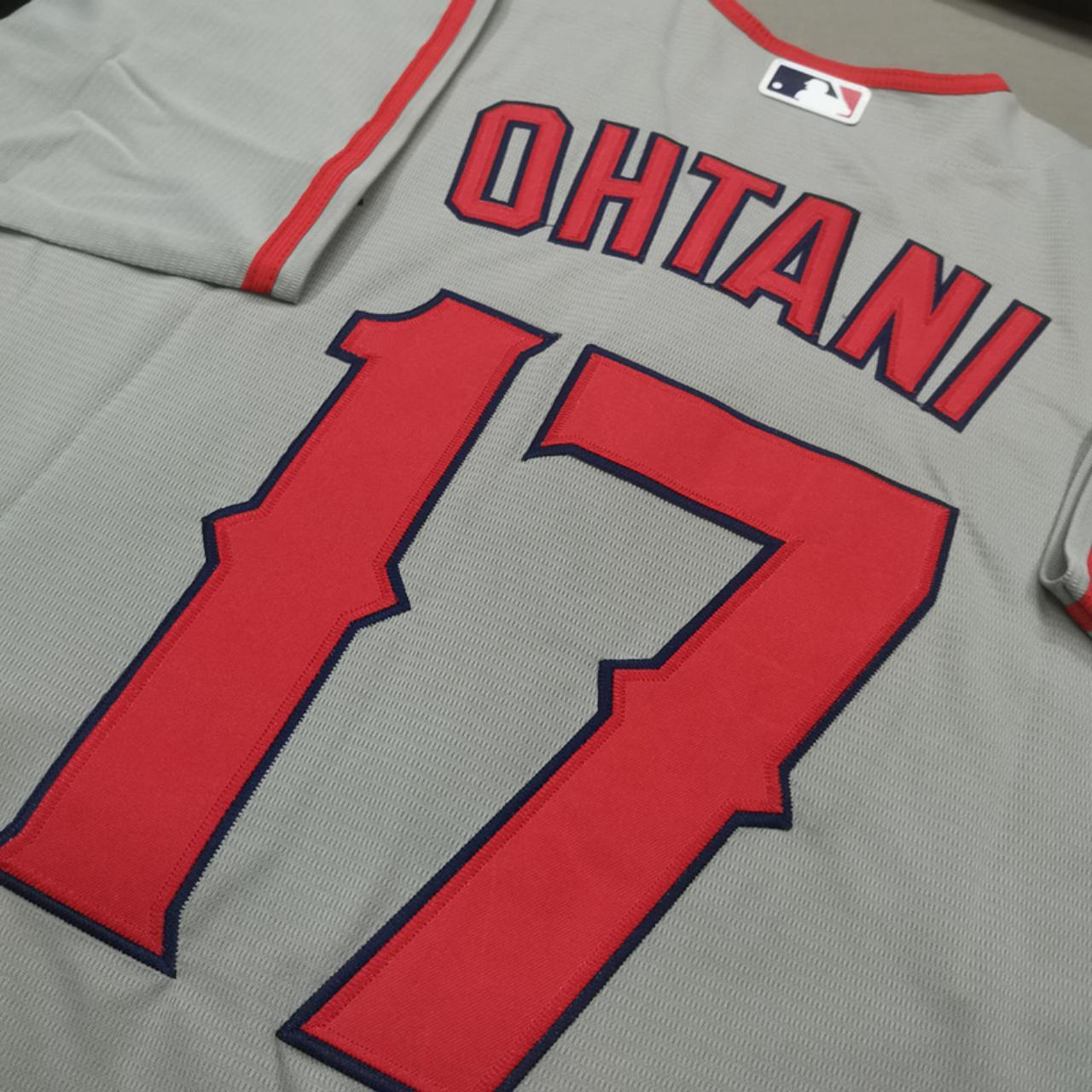 Nike / Men's Los Angeles Angels Shohei Ohtani #17 Grey T-Shirt