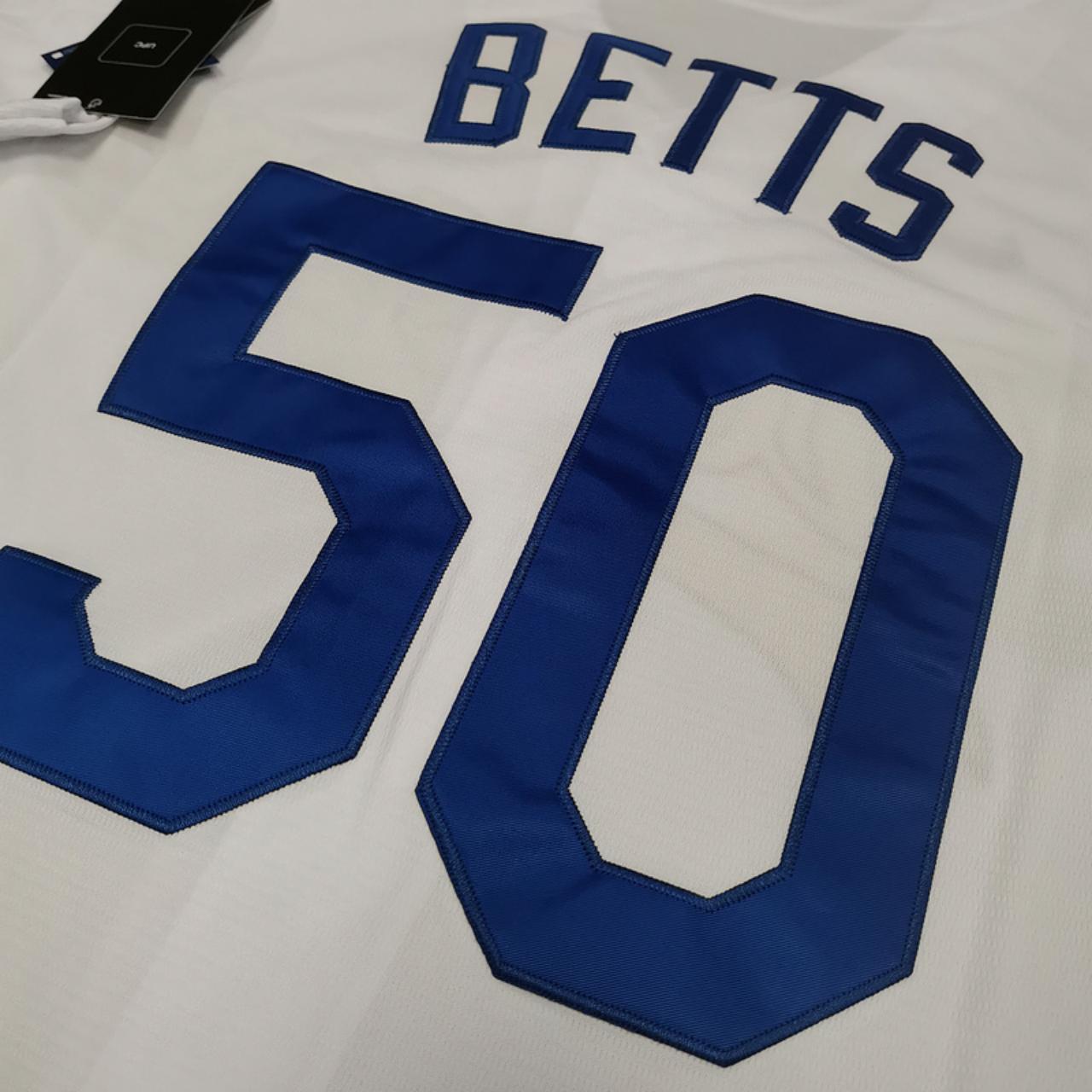 Nike Men's Los Angeles Dodgers Mookie Betts #50 Blue T-Shirt