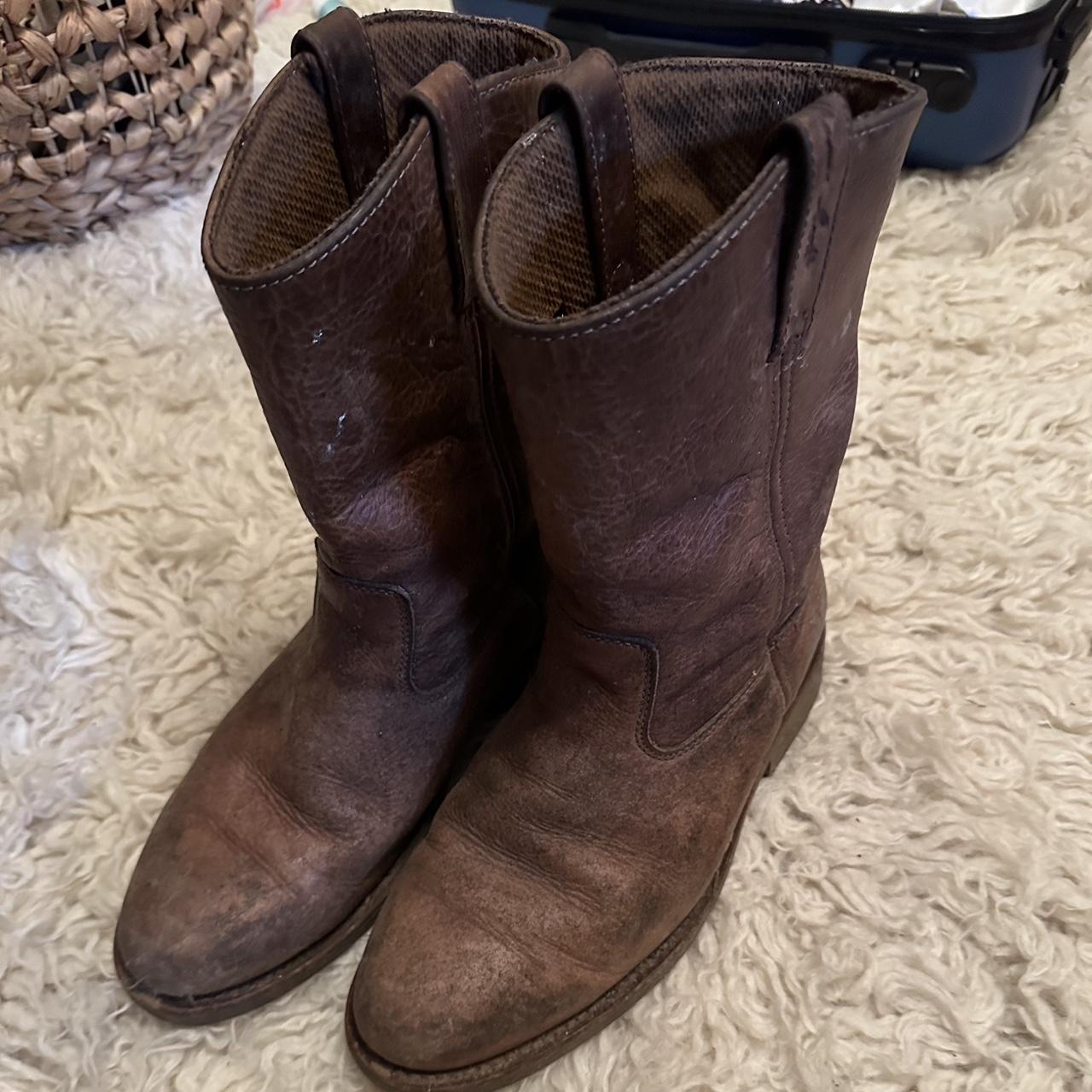 Thomas Cook boots size 9 1/2 Average... - Depop