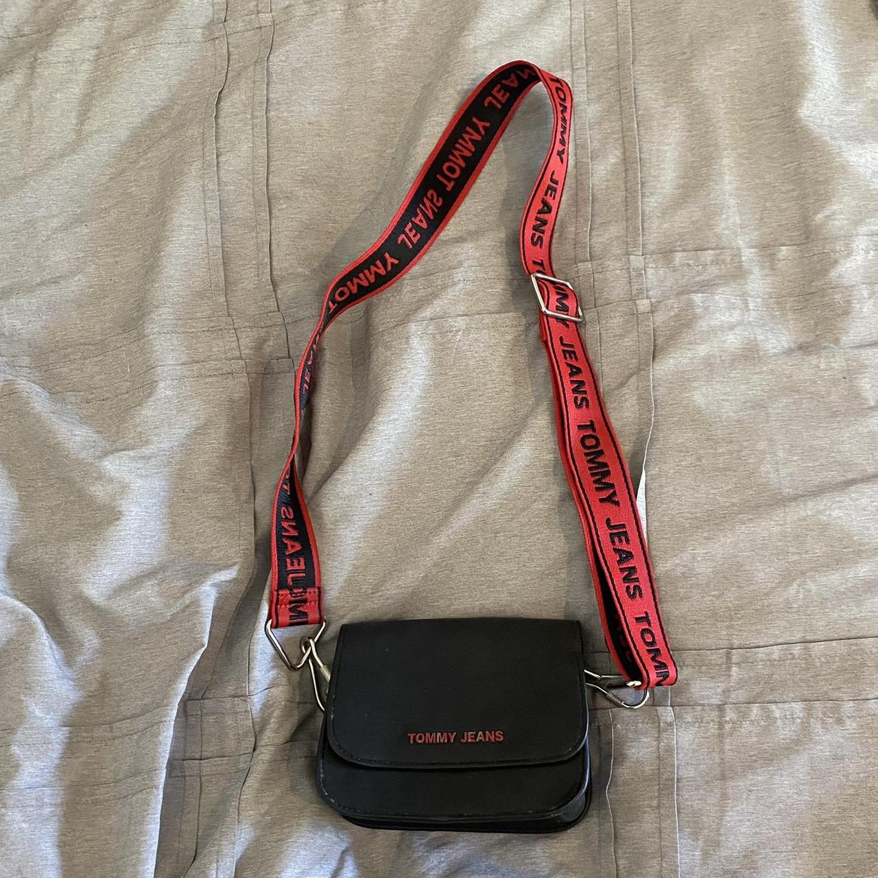 Vintage Tommy Hilfiger cross body bag Slightly worn... Depop