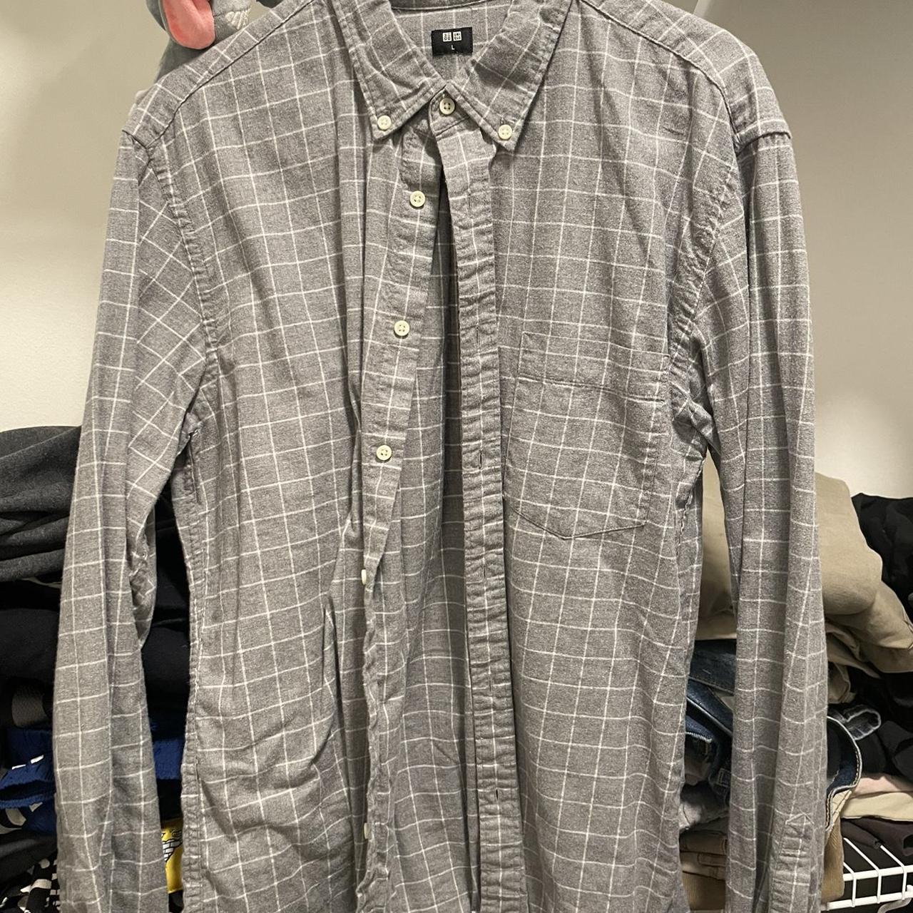 UNIQLO Men's Grey Shirt | Depop